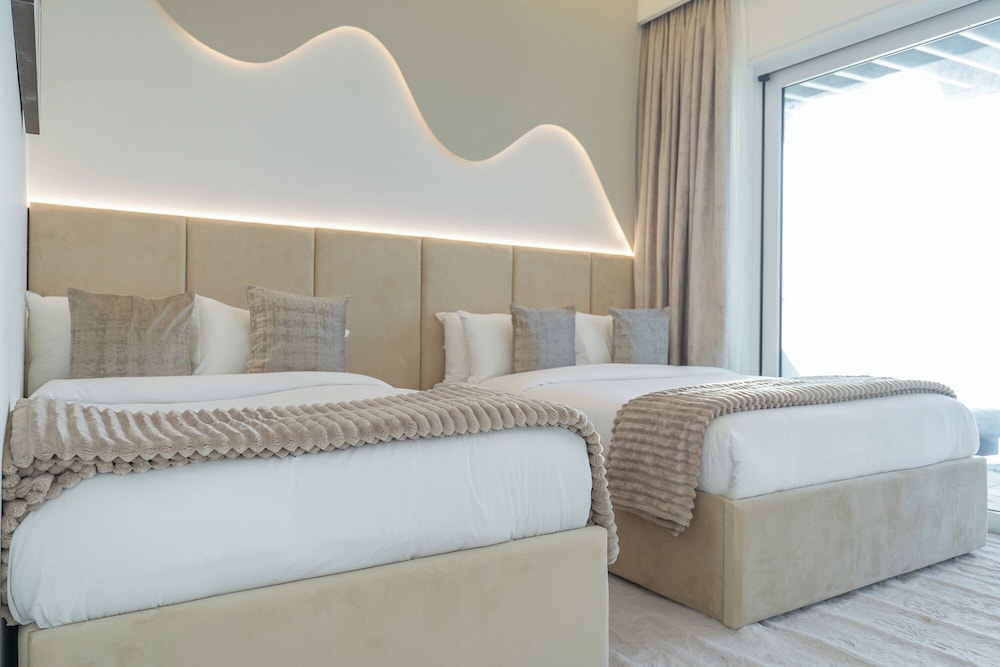 Apartment, Sea View, Beachfront photo 1