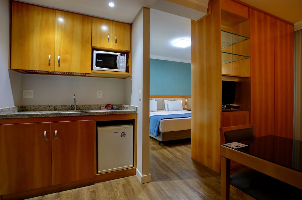 Deluxe Suite, 1 King Bed