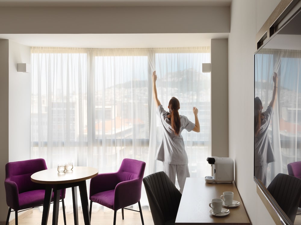 Tiare Legacy Suite