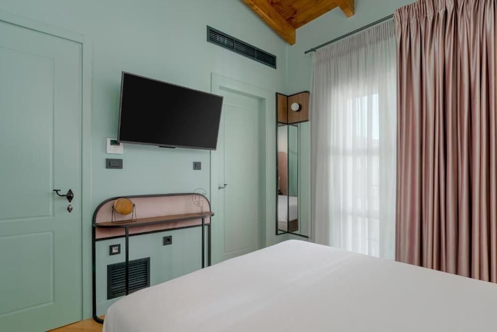 Superior Room - Photo 3