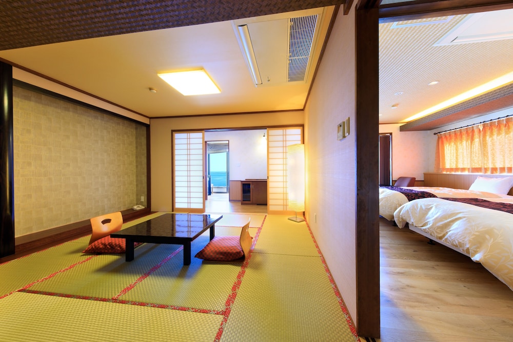 Japanese-Western Style Room with Open-air Bath, Non smoking photo 1