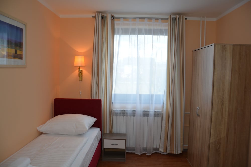 Comfort Single Room