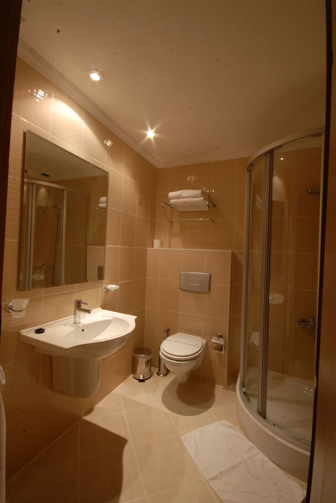 Standard Room photo 2
