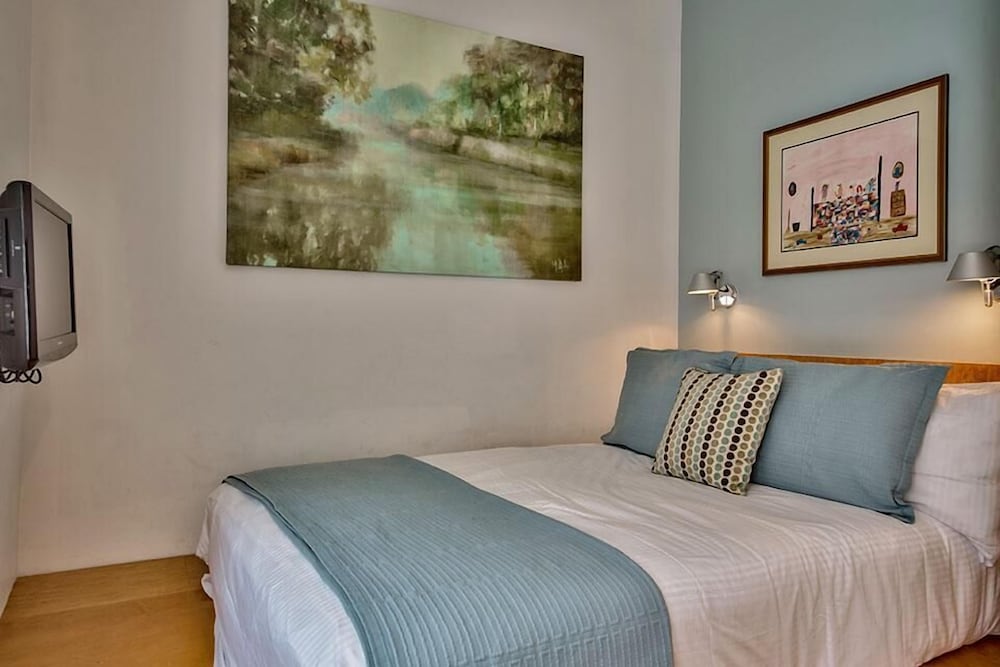 House, 4 Bedrooms, Sea Facing