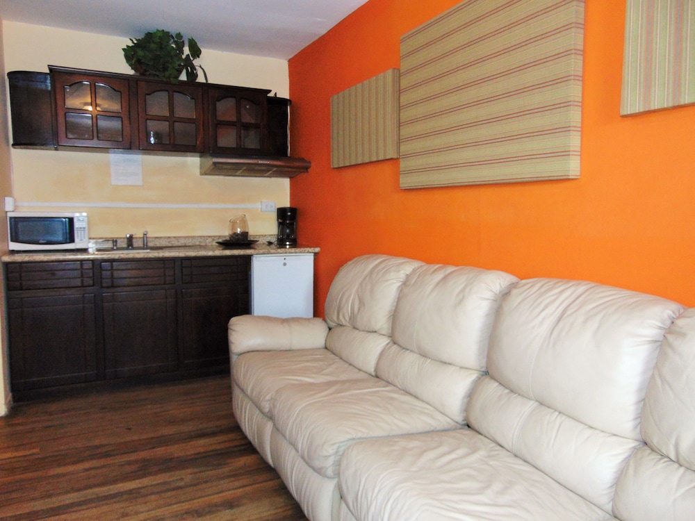 Apartment, 2 Bedrooms - Photo 5