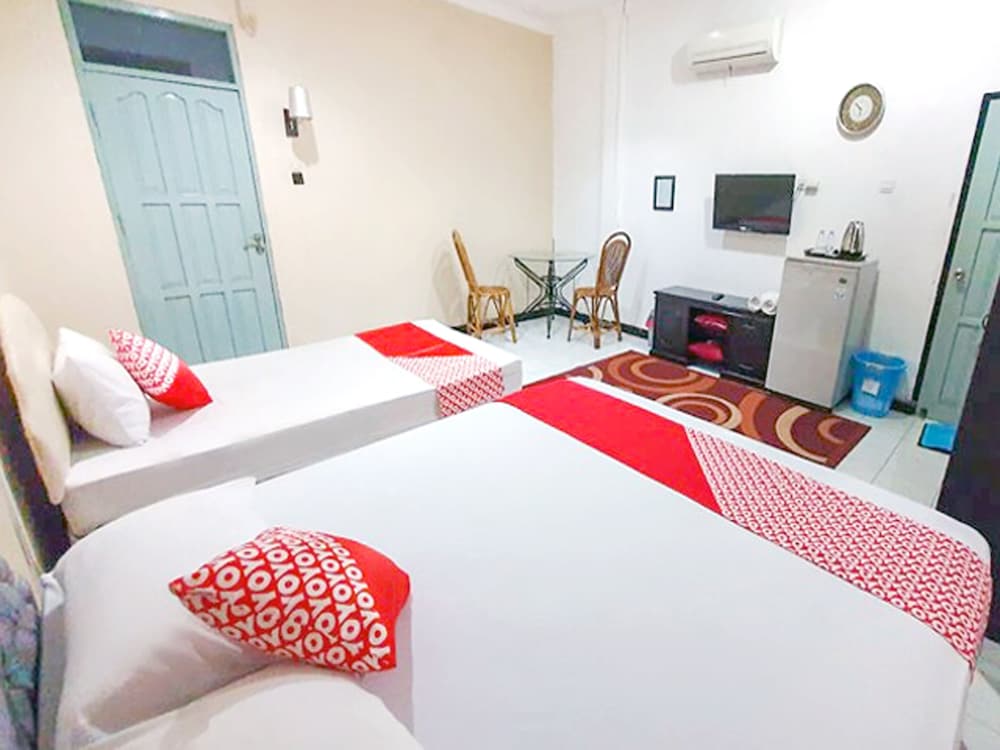 Family Room, 1 King Bed