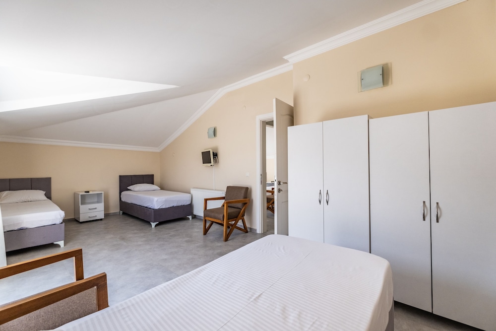 Economy Room photo 1