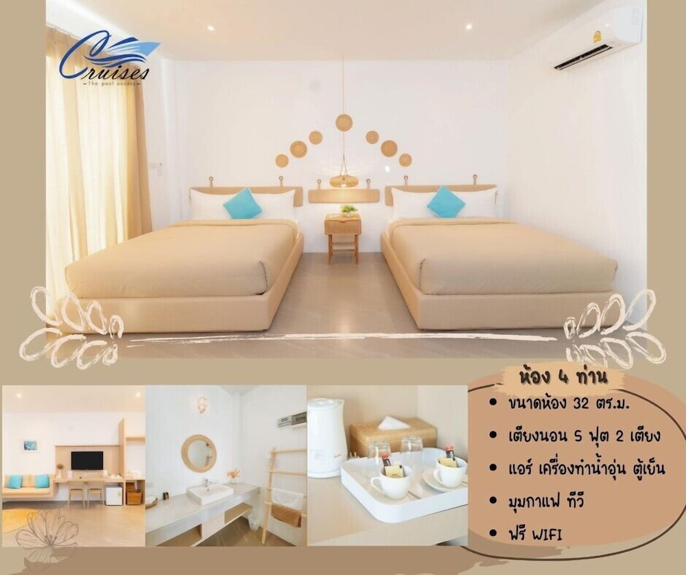 Deluxe Pool Access (4 Persons)