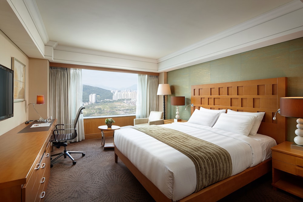 Premier Double Room (Swim Pool Access For 2)