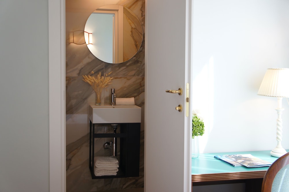 Double Room Single Use