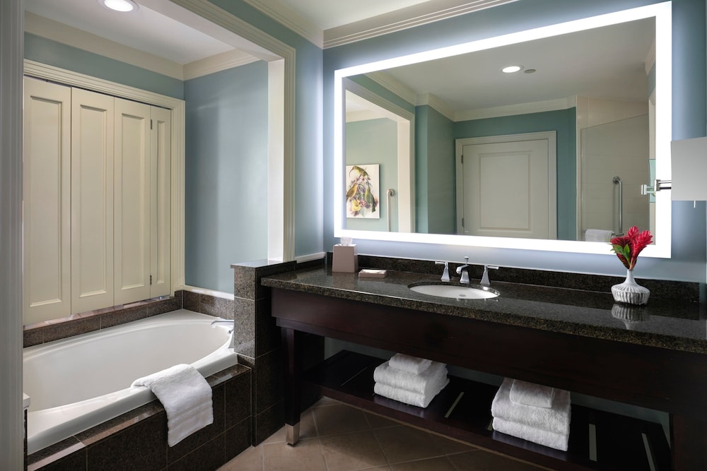 Studio, 1 King Bed With Sofa Bed, Ocean View