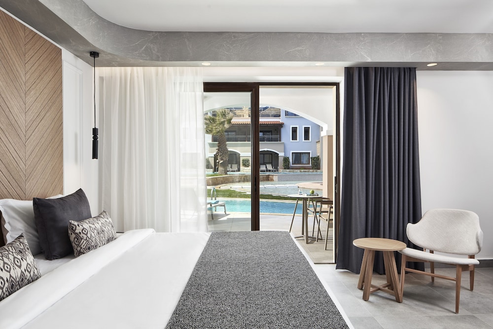 Double Room Swim up Inland View photo 1
