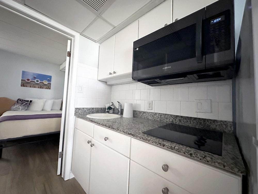 Family Double Room, 1 Bedroom, Kitchenette photo 2