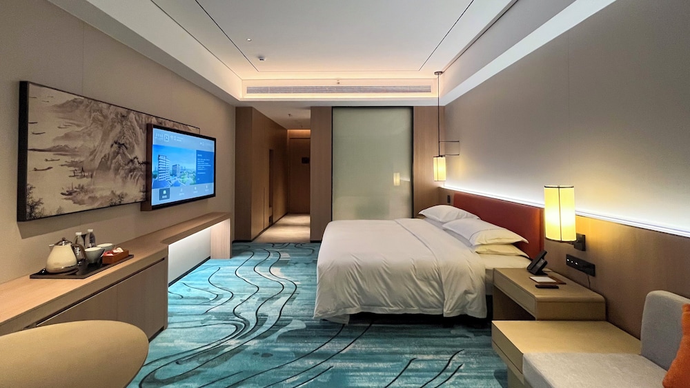 Standard Room, City View