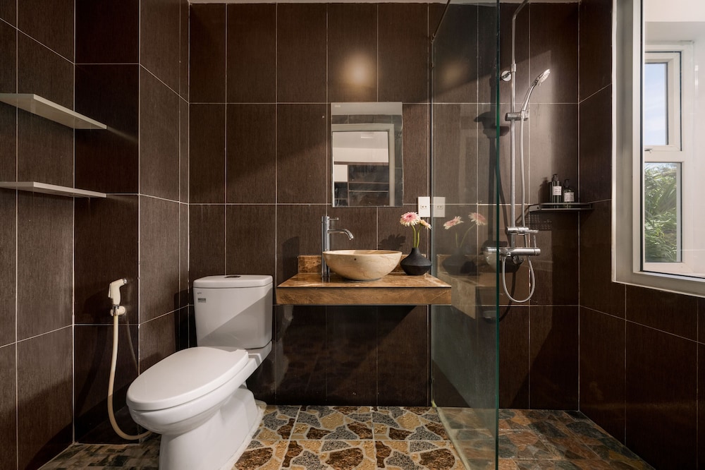 Deluxe Double Room, Balcony, Pool View photo 2