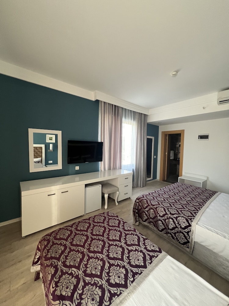 Standard Room, Mountain View thumbnail 6