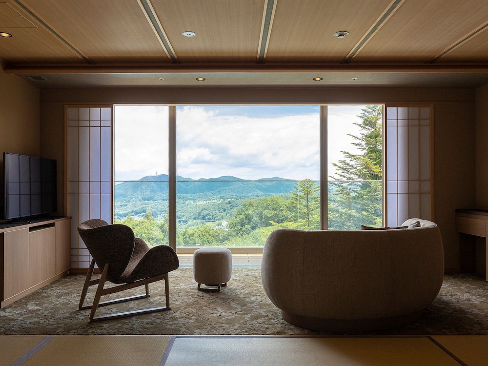 Japanese and Western Style Room 3-6F,Dinner buffet, Non-Smoking