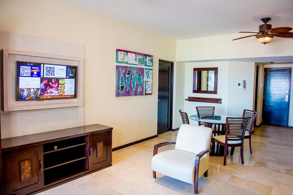 Executive Suite No Meals Included