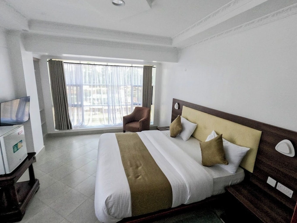 Deluxe Double Room photo 3