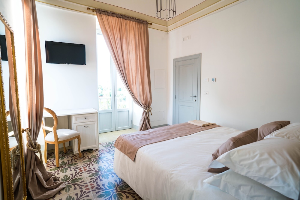 Exclusive Room - Photo 7