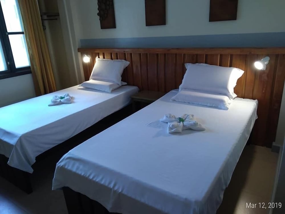 Twin Room, Balcony - Photo 4