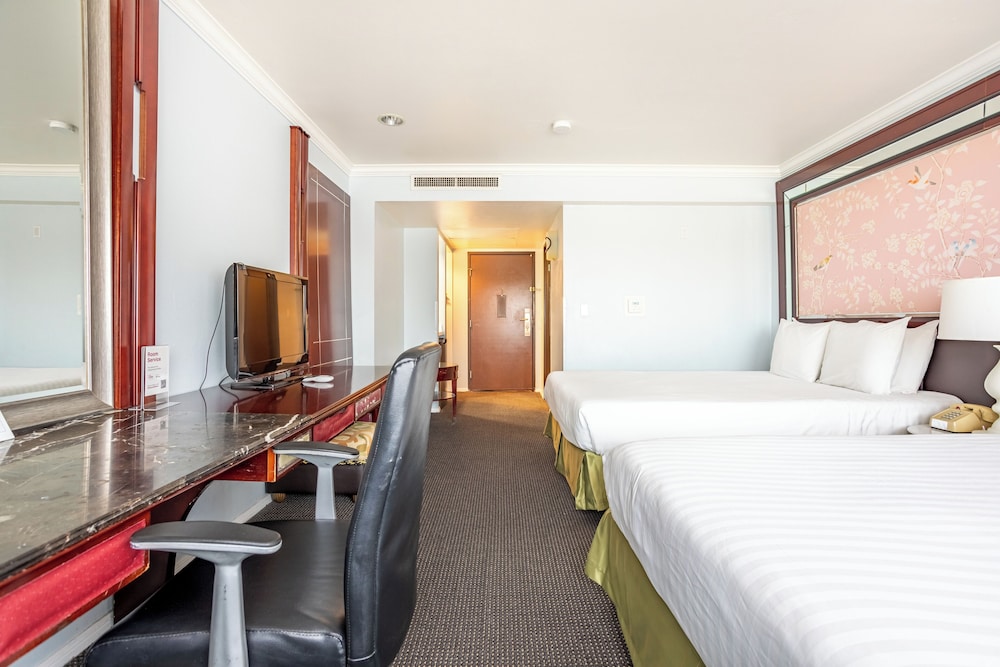 Double Room, 2 Queen Beds