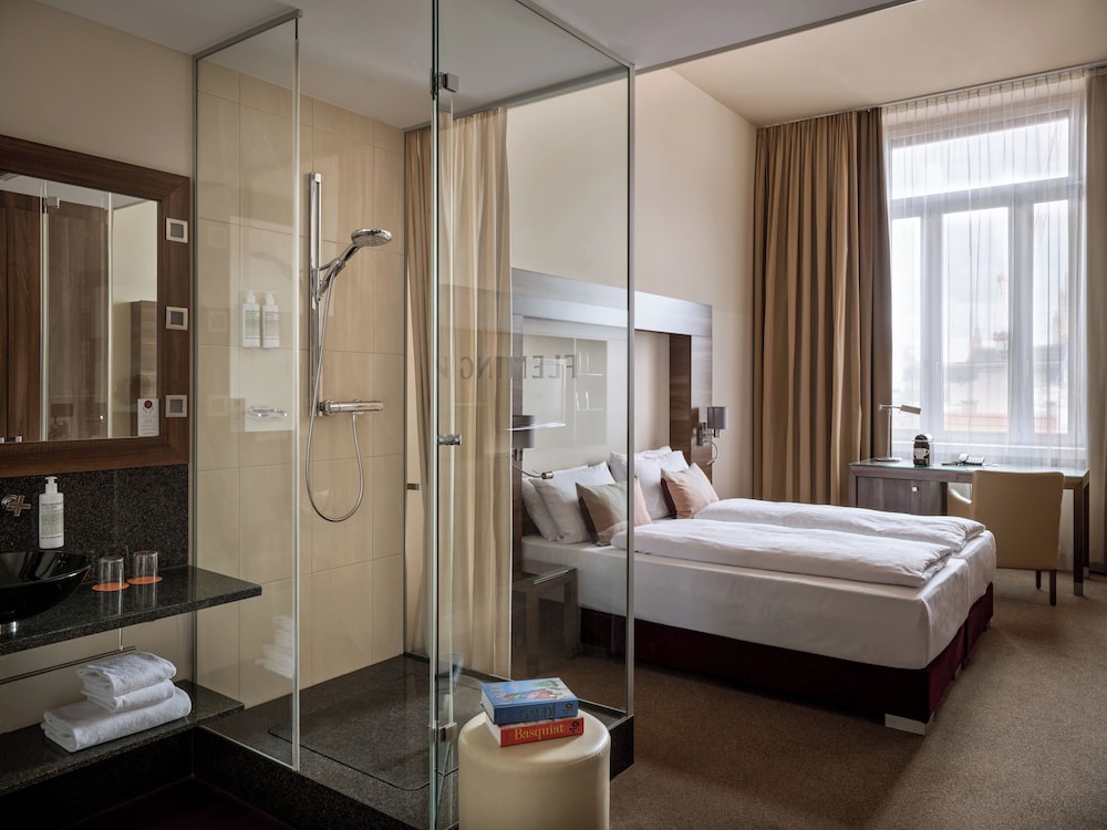 Superior Twin Room photo 1