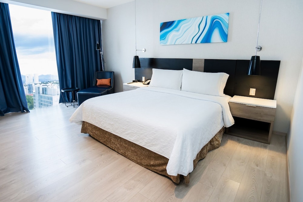 Room, 2 Double Beds, Accessible, Non Smoking (Rollin Shower) thumbnail 6