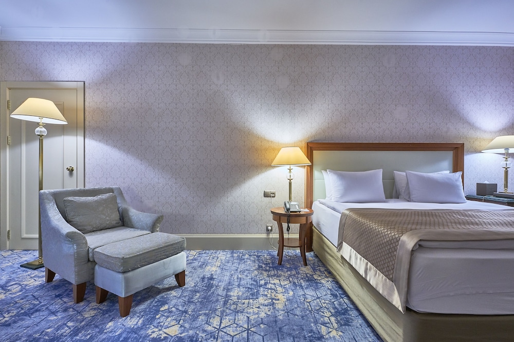 Junior Suite, 1 King Bed