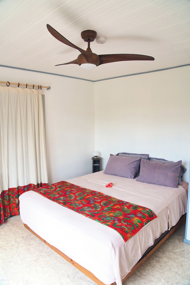 Comfort Double Room, Ensuite, Garden View (Apetahi)