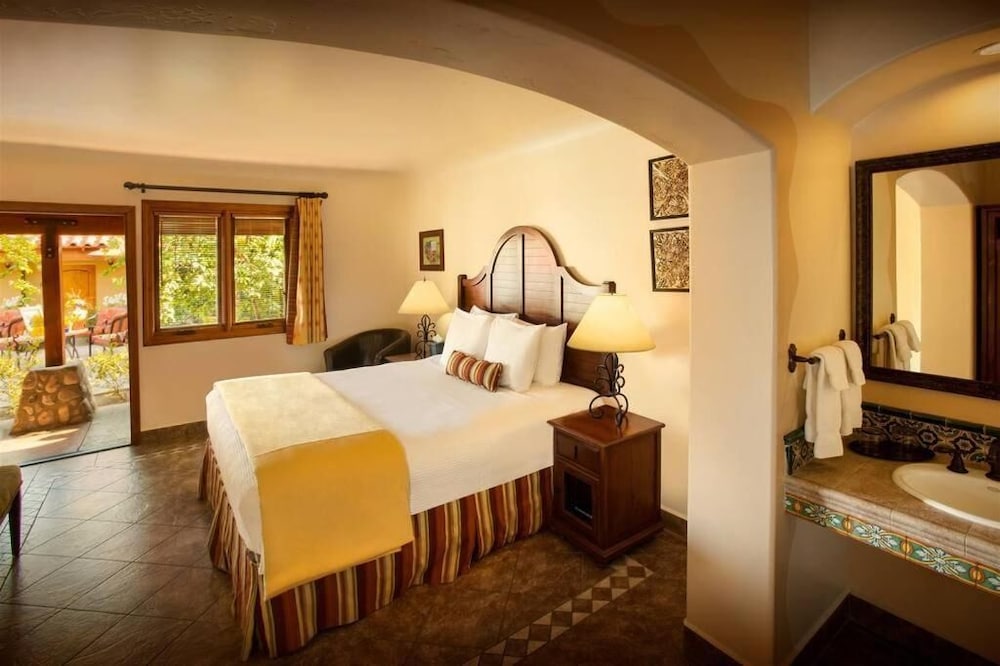 Signature Room photo 2