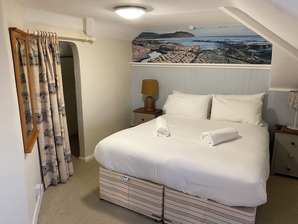 Signature Double Room, Sea View - Photo 3