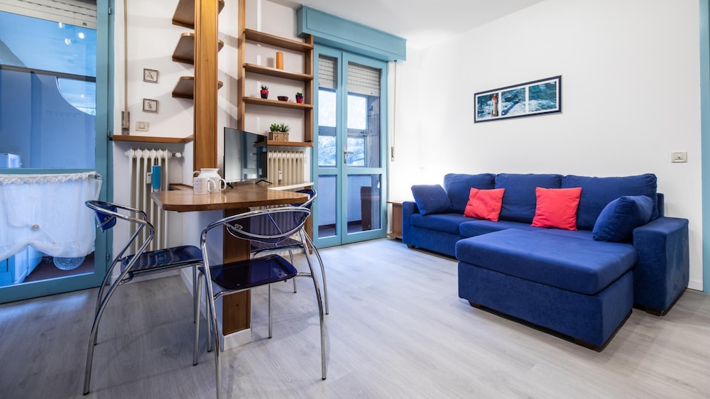 Apartment photo 1