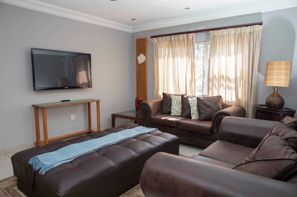 Luxury Apartment photo 1