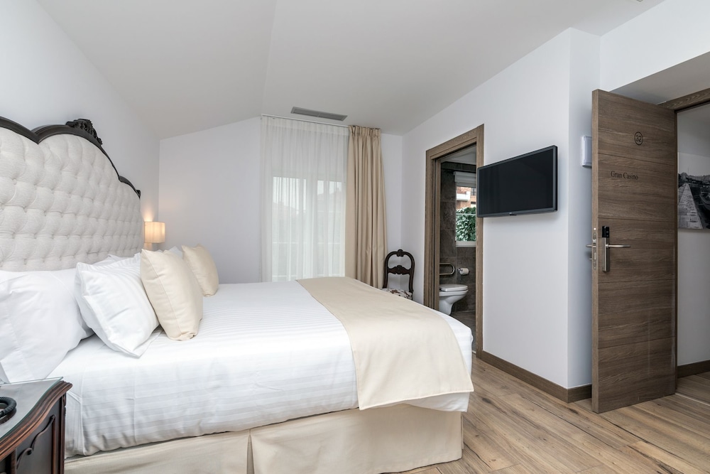 Suite, Balcony (Gran Casino)