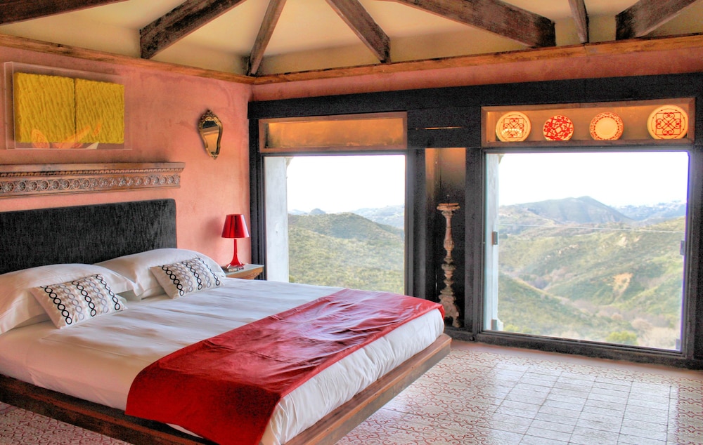 Deluxe Suite, Terrace