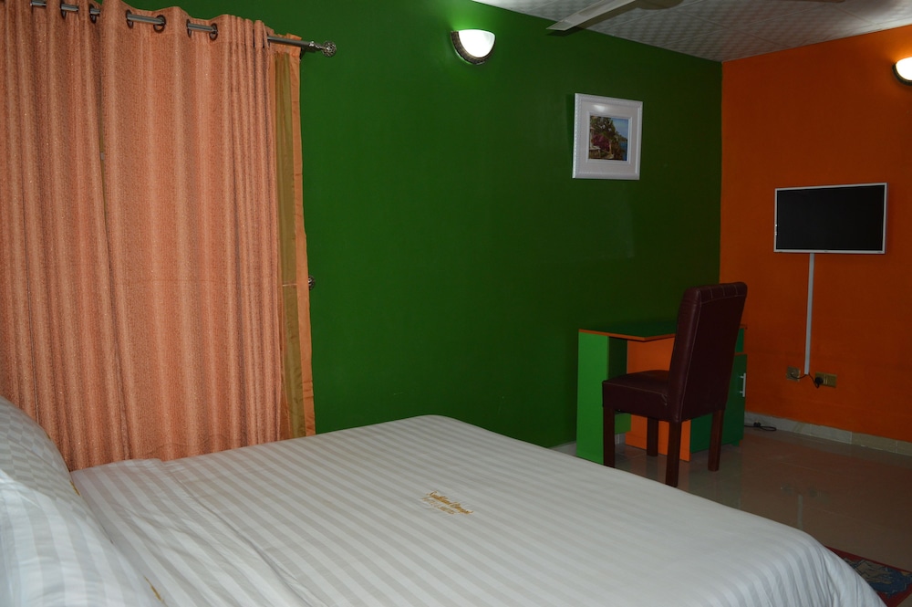 Royal Room photo 1