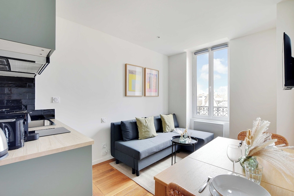 Apartment photo 3