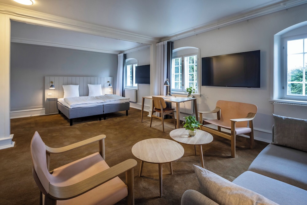 Junior Suite, 1 Bedroom, Park View - Photo 1