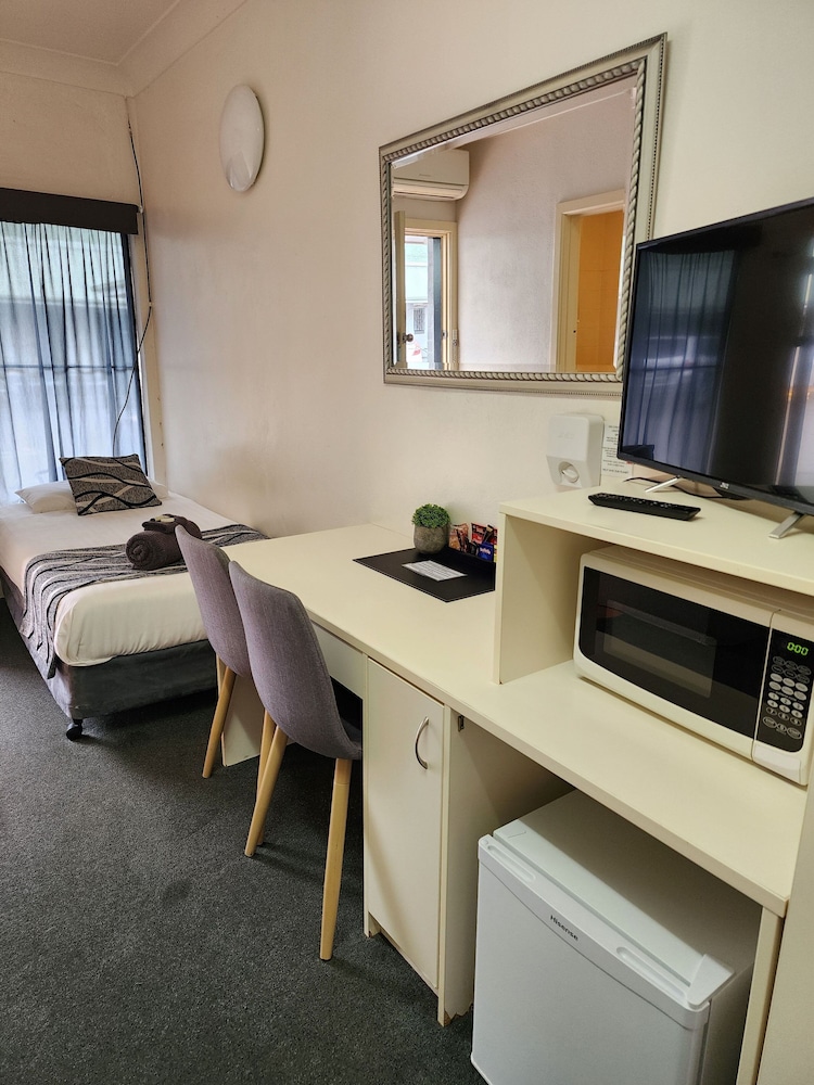 Standard Double or Twin Room photo 1