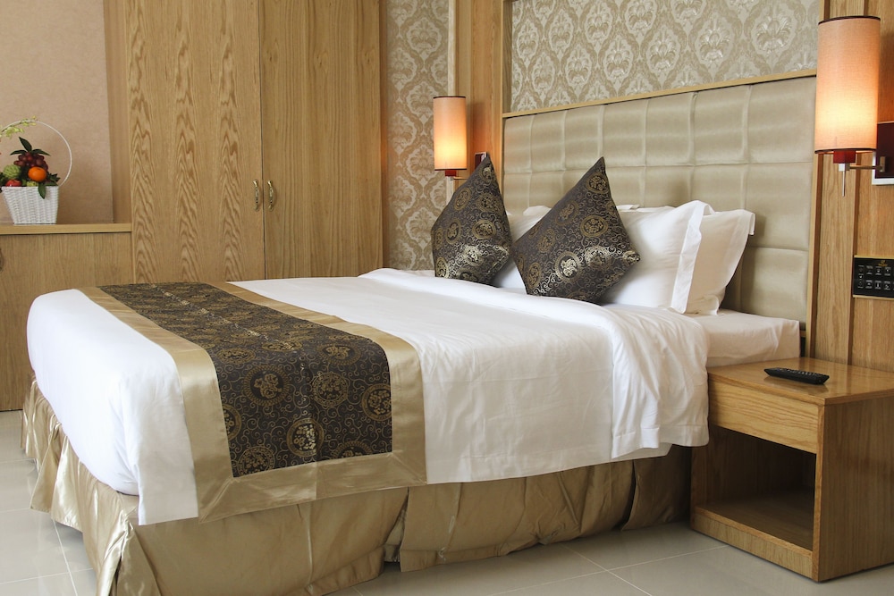Deluxe Triple Room photo 2
