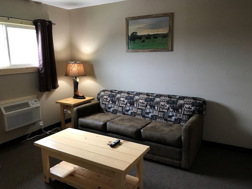 Comfort Suite (Side Building)