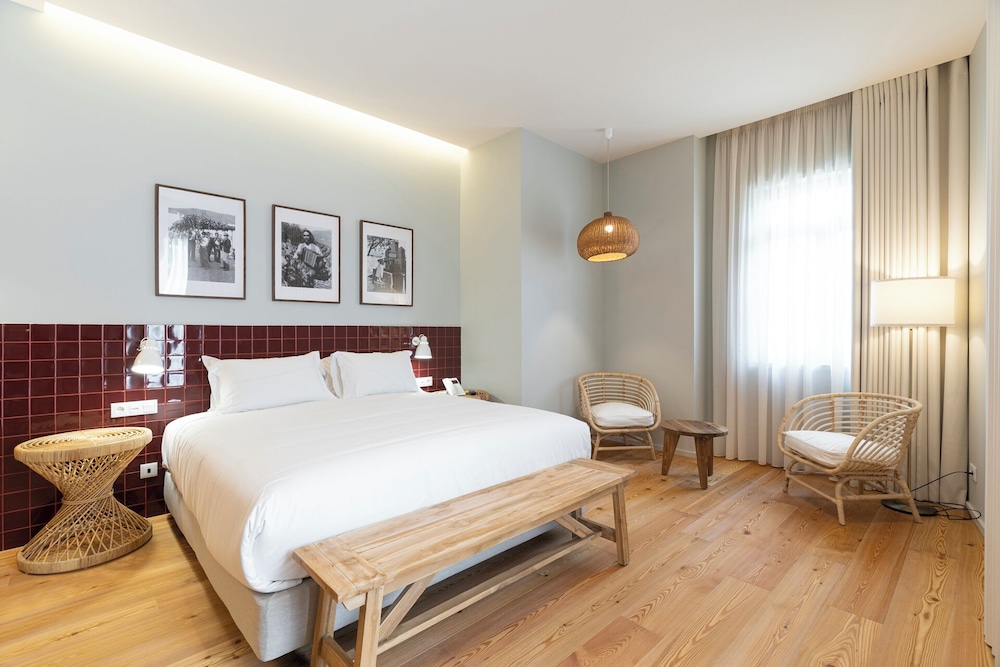 Double Deluxe with Terrace, vista parcial rio e vinhas