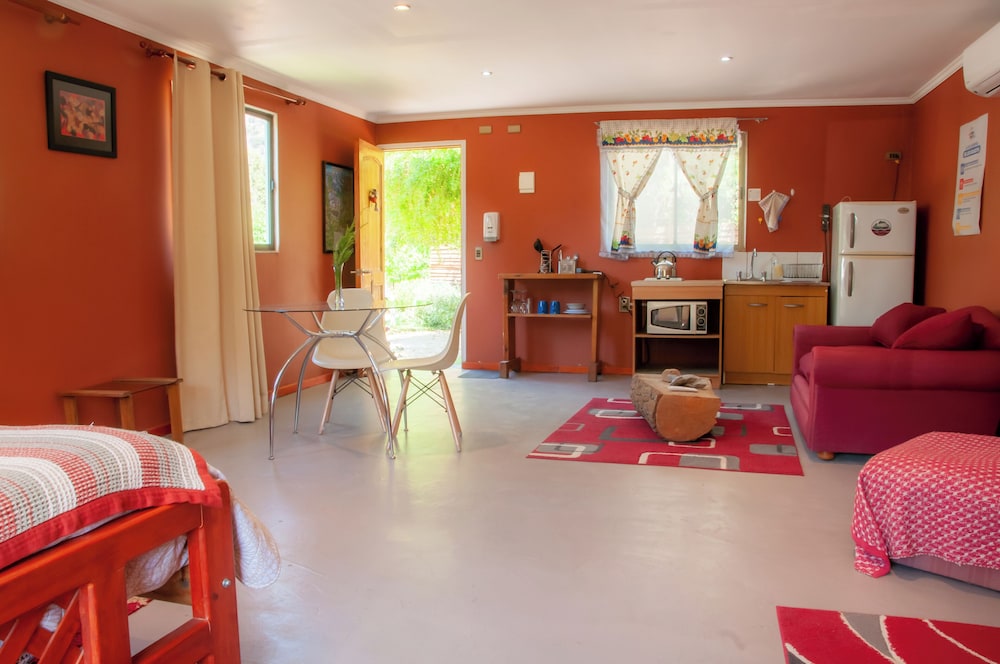 Suite, Balcony, Courtyard View