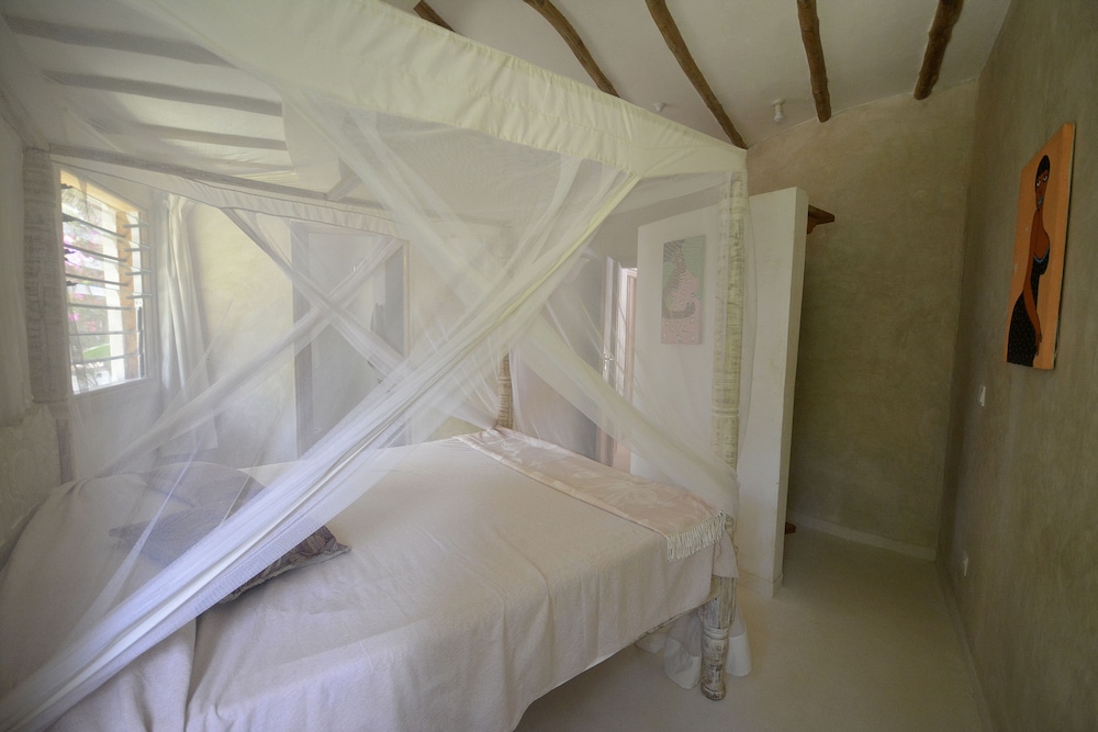 Luxury Villa, 4 Bedrooms, Private Pool, Ocean View (TEMBO) photo 1