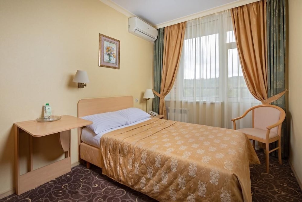 Standard Double or Twin Room photo 2
