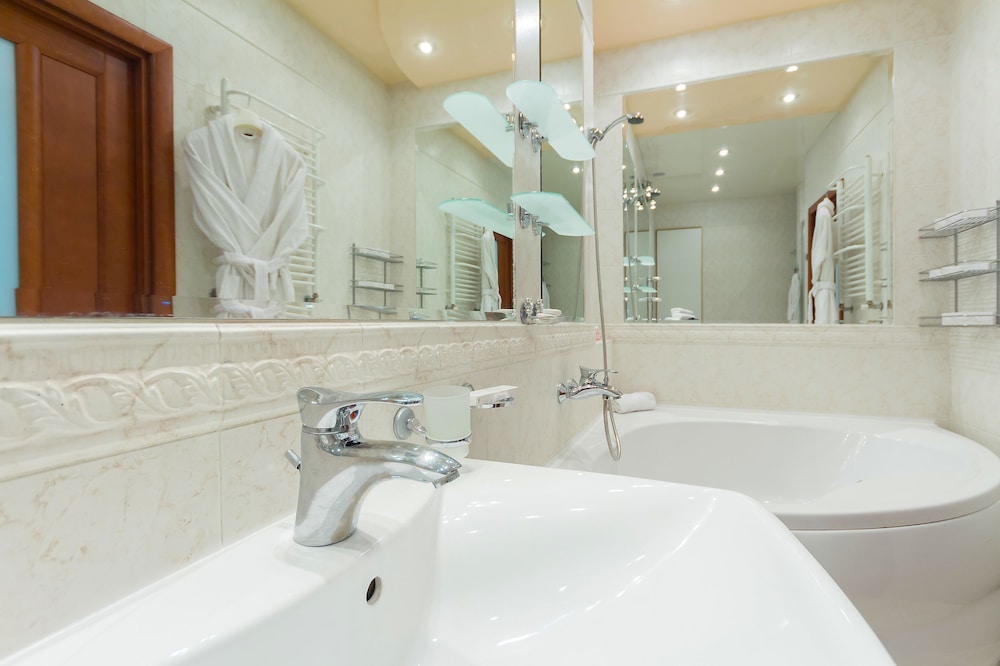 Premium Apartment, 2 Bedrooms (Nezavisimosti 13) photo 2