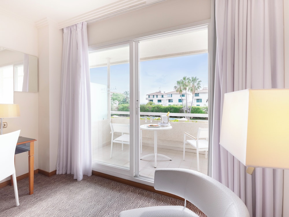 Melia Room, Double Room, Pool View - Photo 4