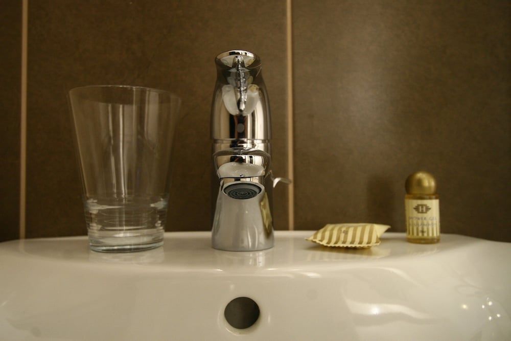 Double Room - Photo 3