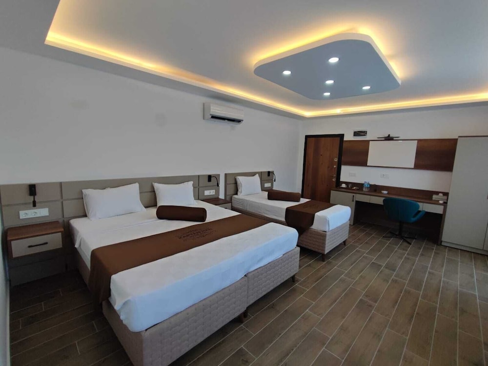 Deluxe Room - Photo 1
